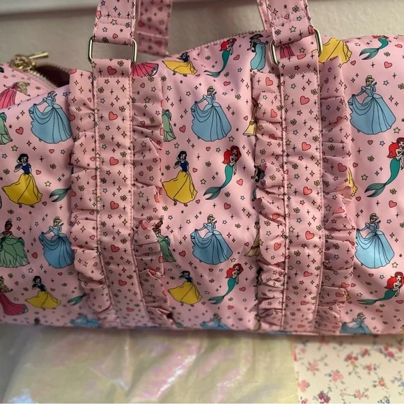 Never Stop Dreaming Duffle Stoney Clover Lane Disney - Picture 11 of 16